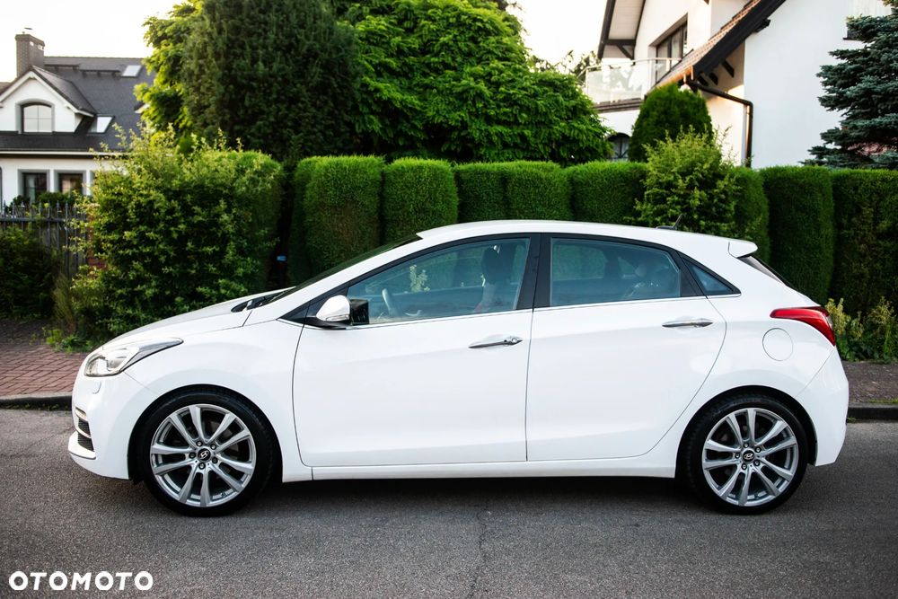 Hyundai i30 1.6 T GDI Turbo - 11