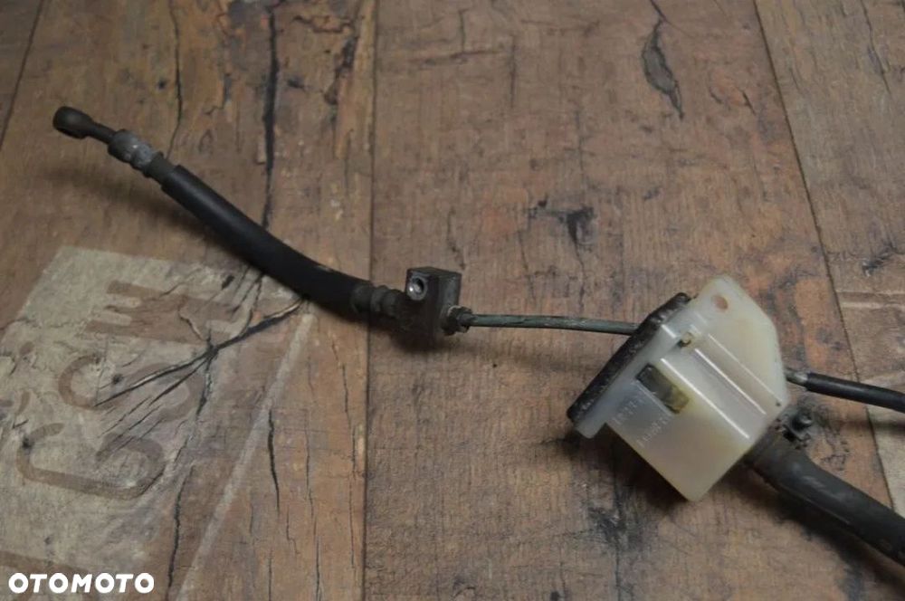 POMPA HAMULCOWA ZBIORNICZEK GV1400 CAVALCADE - 3