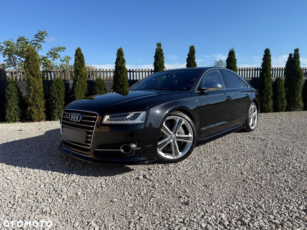 Audi S8