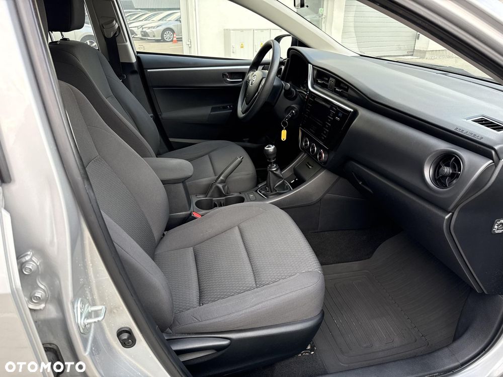 Toyota Corolla 1.4 D-4D Active - 7