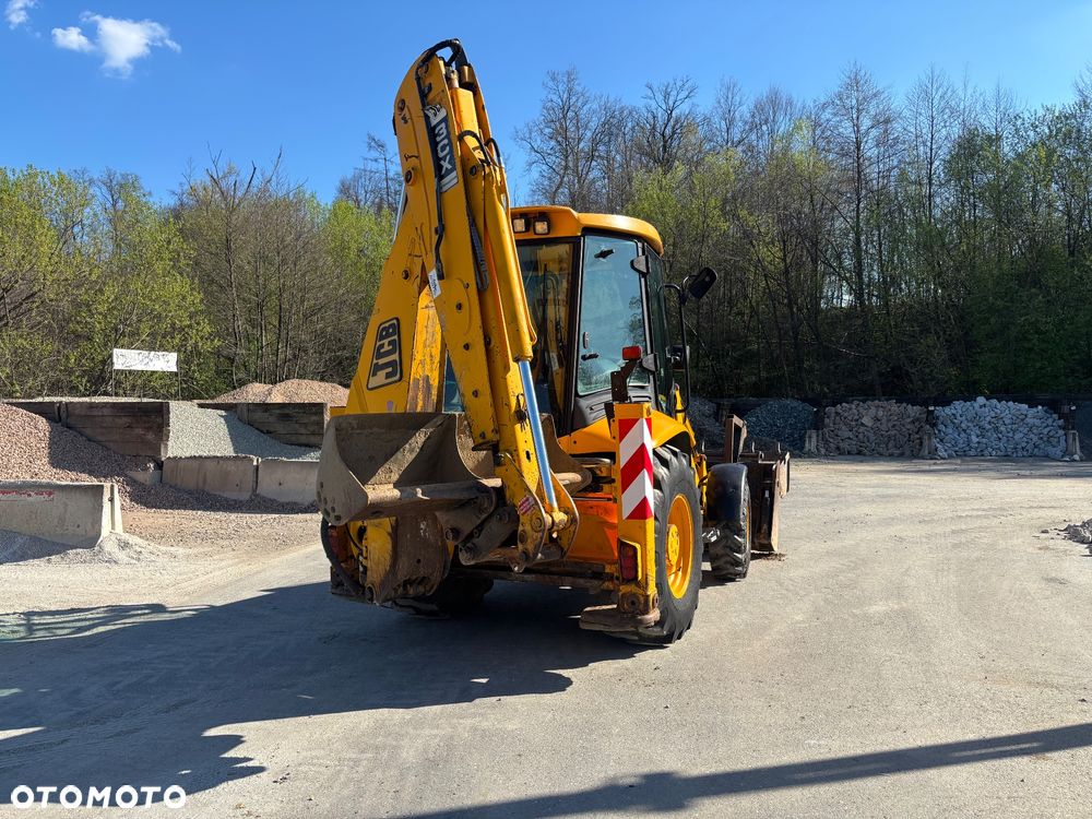 JCB 3CX - 11