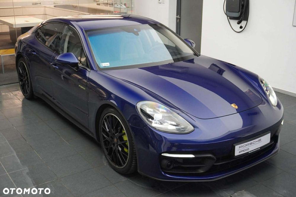 Porsche Panamera 4S E-Hybrid - 5