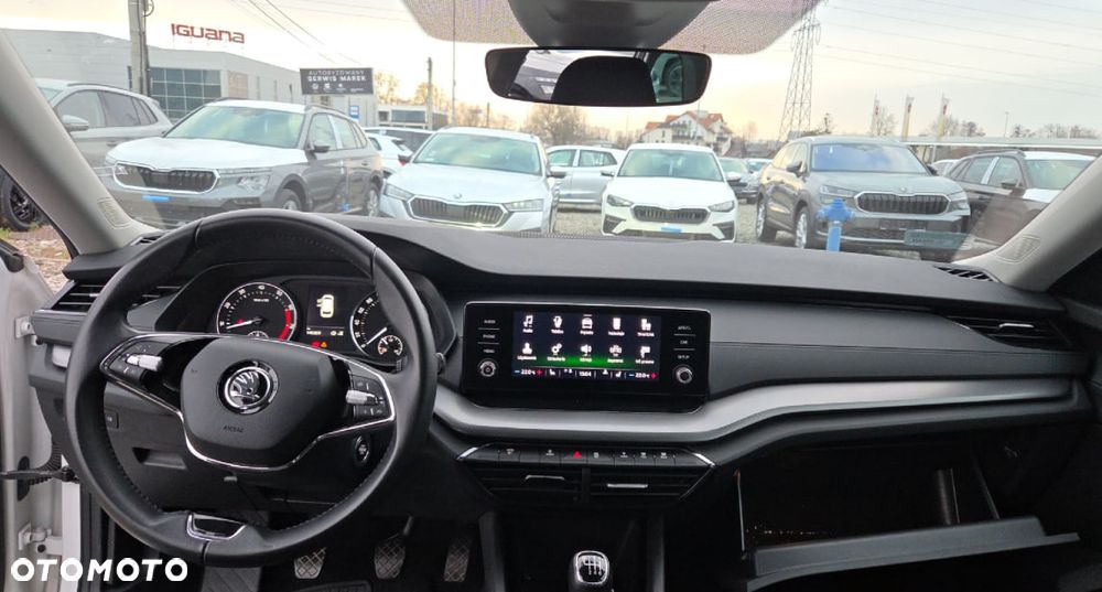 Skoda Octavia 1.5 TSI ACT Ambition - 8