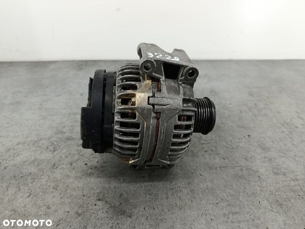 ALTERNATOR MERCEDES-BENZ VITO W638 A0121545402  0124515091 2.2 CDI - 1