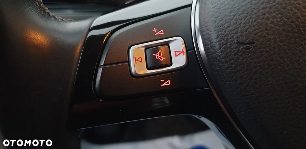 Volkswagen Polo 1.0 Blue Motion Technology Lounge - 32