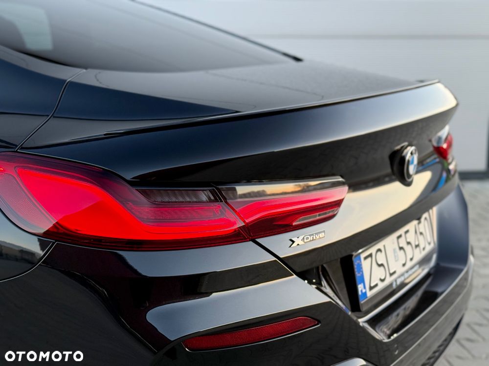 BMW Seria 8 - 23