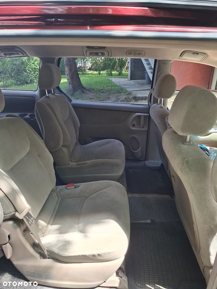 Toyota Sienna - 13