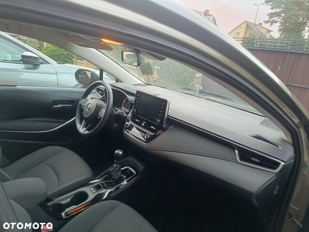 Toyota Corolla 1.5 Comfort - 27