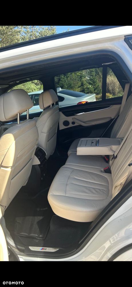 BMW X5 xDrive35i - 16