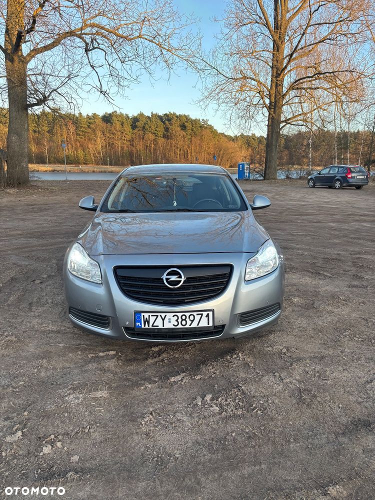 Opel Insignia - 1