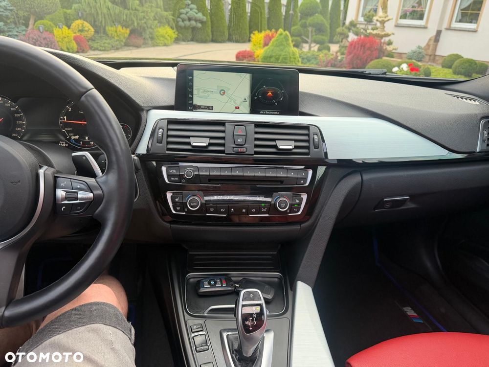 BMW Seria 3 340i xDrive Edition M Sport Shadow - 19