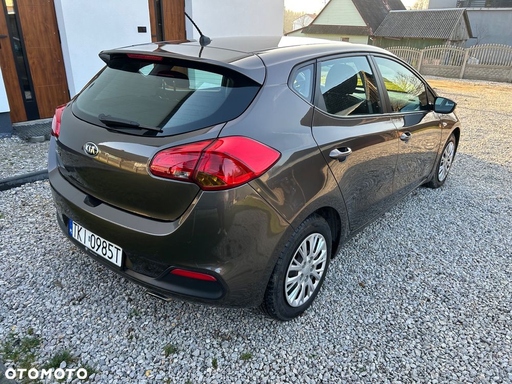 Kia Ceed - 6