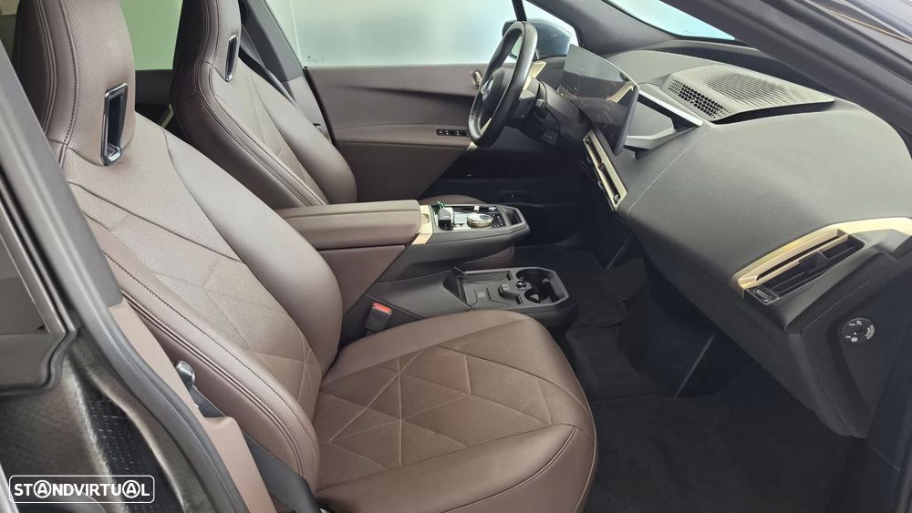 BMW iX xDrive 40 Pack Desportivo - 52