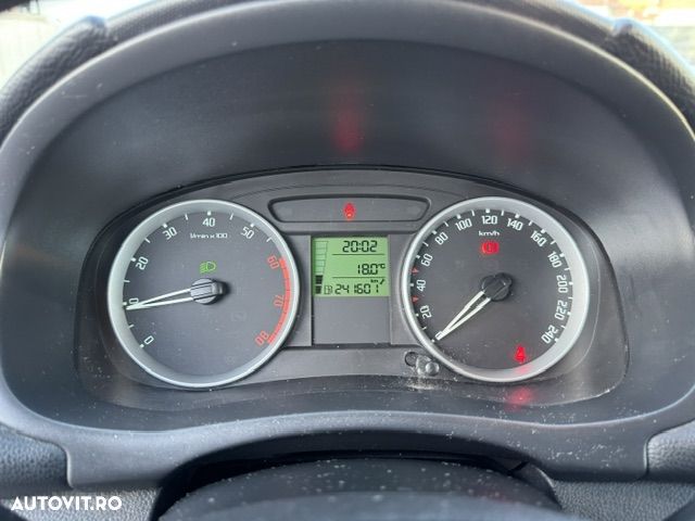Skoda Fabia 1.2 HTP - 8