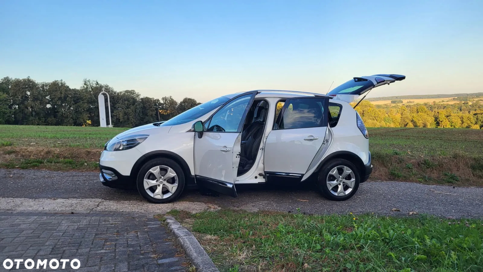 Renault Scenic 1.2 TCe Energy Bose - 9