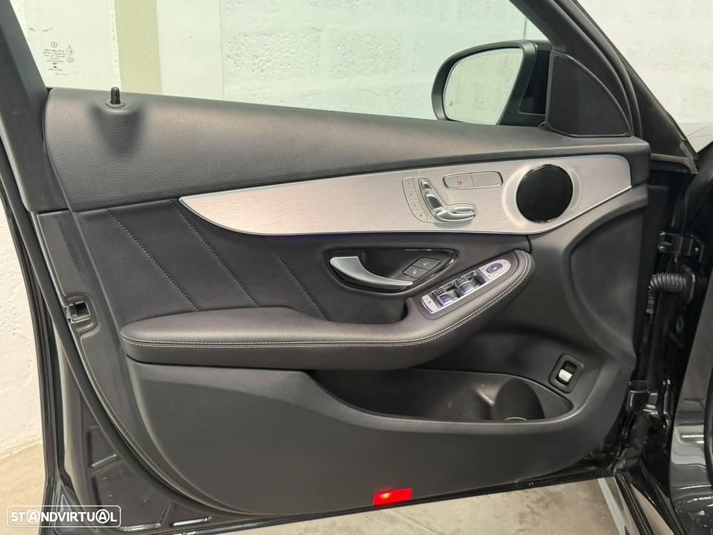 Mercedes-Benz C 300 de AMG Line - 46