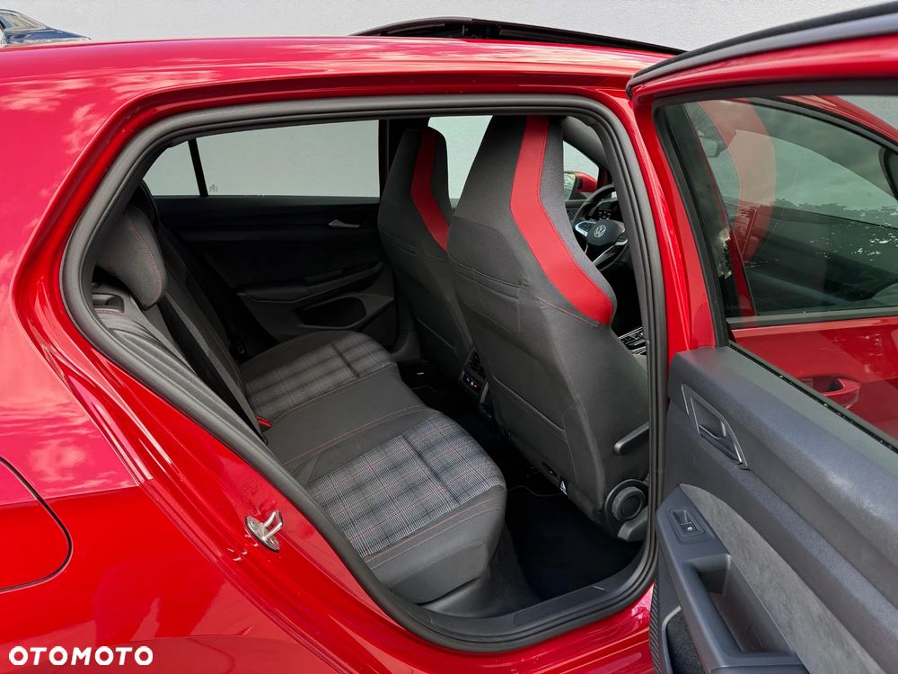 Volkswagen Golf VIII 2.0 TSI GTI DSG - 11