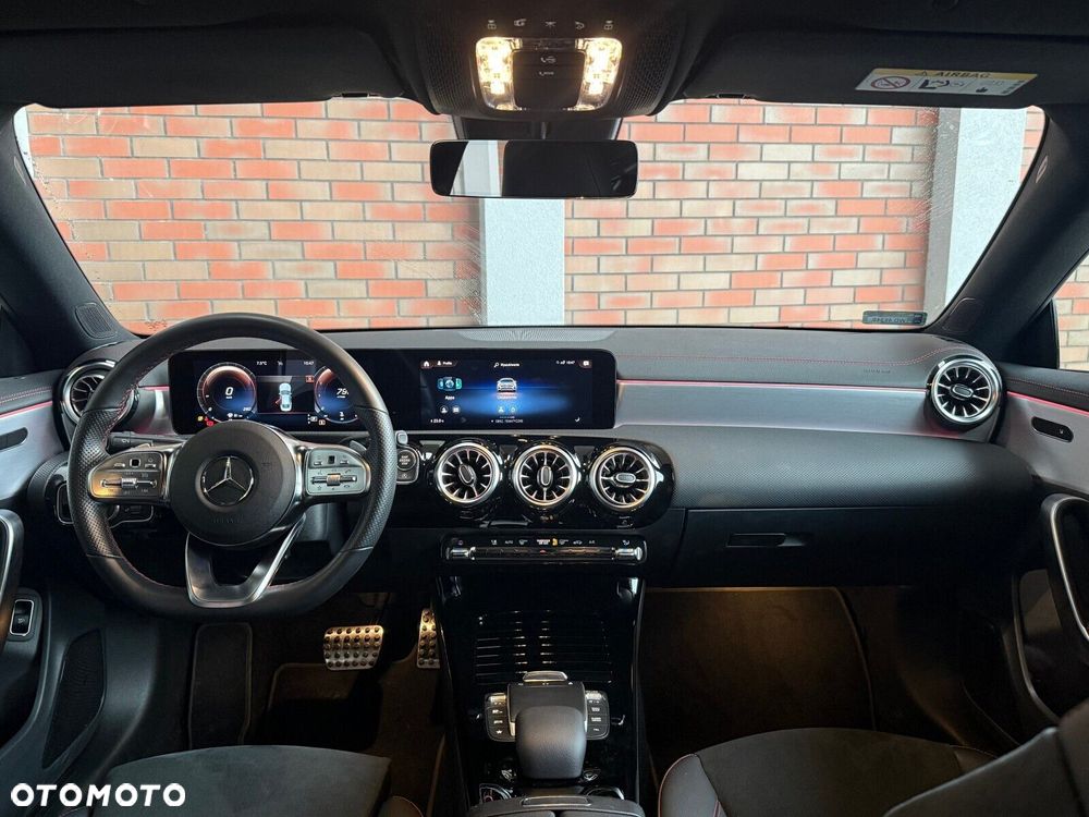 Mercedes-Benz CLA - 14