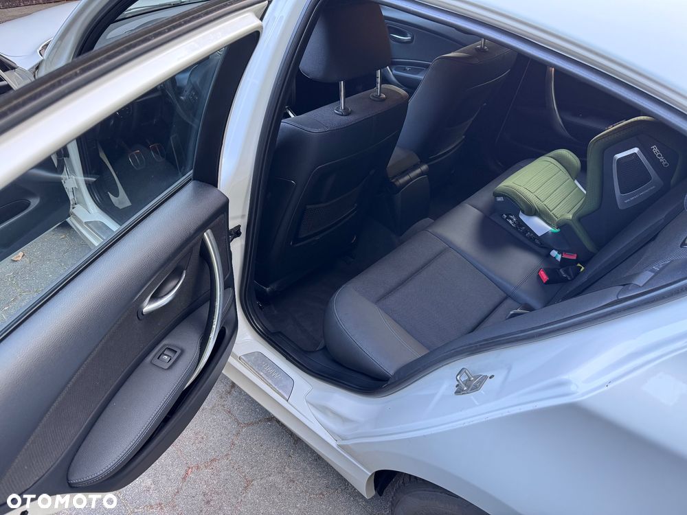 BMW Seria 1 118i - 8
