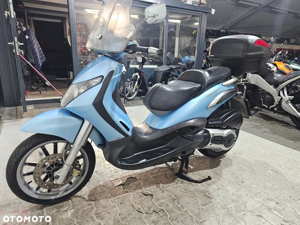 Piaggio Beverly - 24