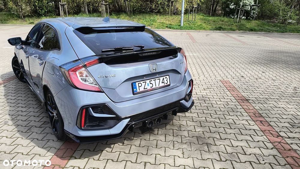 Honda Civic 1.5 i-VTEC Turbo CVT Sport - 16