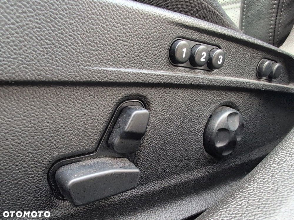 Alfa Romeo Giulia 2.9 Bi Turbo V6 Quadrifoglio - 15