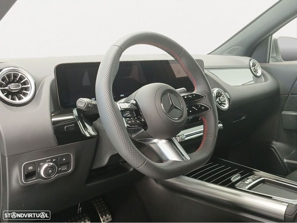 Mercedes-Benz GLA 250 e AMG Line - 9