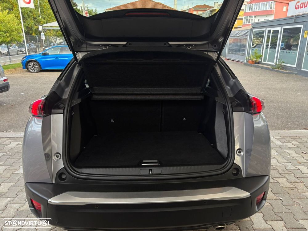 Peugeot 2008 1.5 BlueHDi GT EAT8 - 12