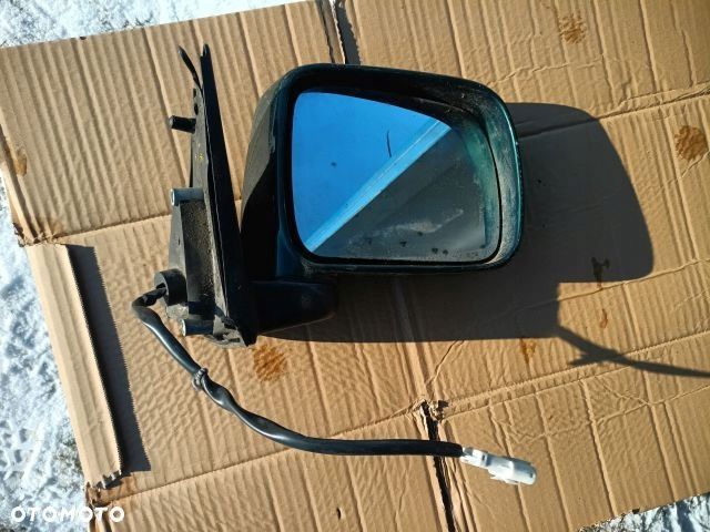 Nissan TERRANO II LUSTERKO ZEWNĘTRZNE PRAWA 5 PIN EUROPA ORYG. - 1
