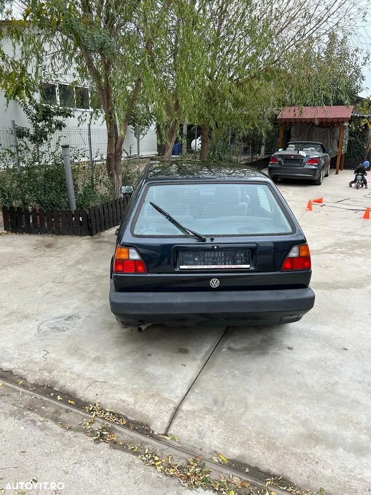 Volkswagen Golf GL - 12