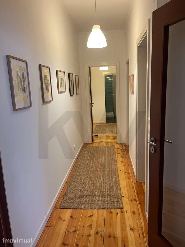 Apartamento T2 Mobilado | Chiado – Baixa de Lisboa - Grande imagem: 5/15