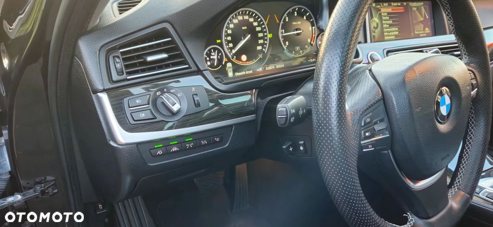 BMW Seria 5 520d Luxury Line - 6