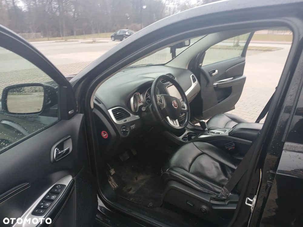 Fiat Freemont 2.0 Multijet 16V DPF Automatik Allrad Lounge - 16