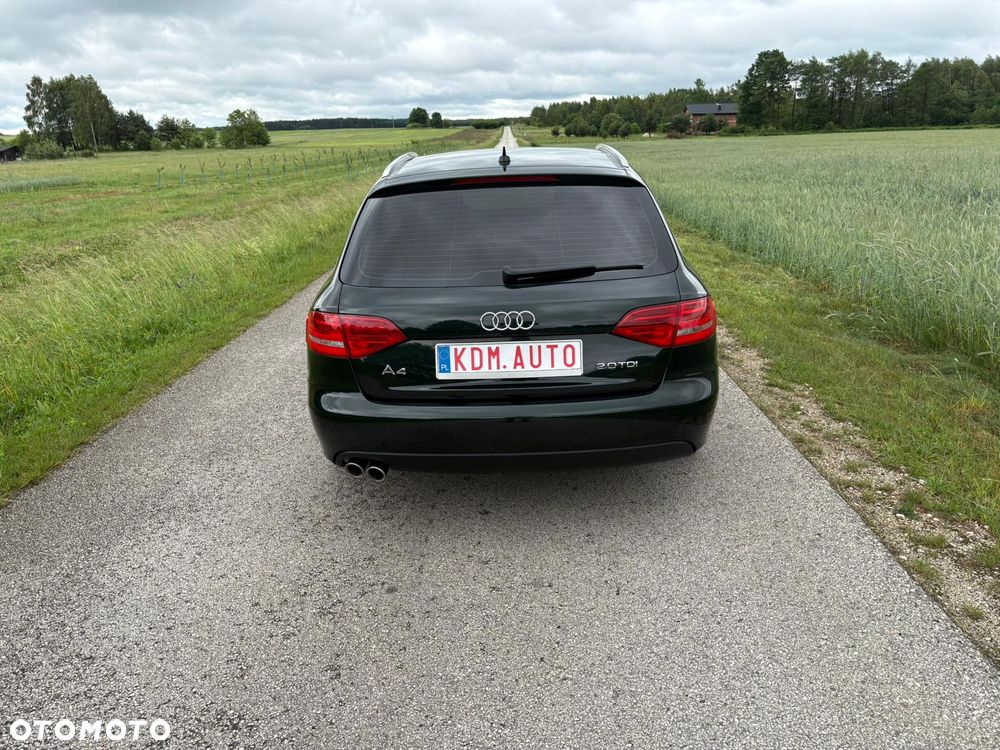 Audi A4 Avant - 9