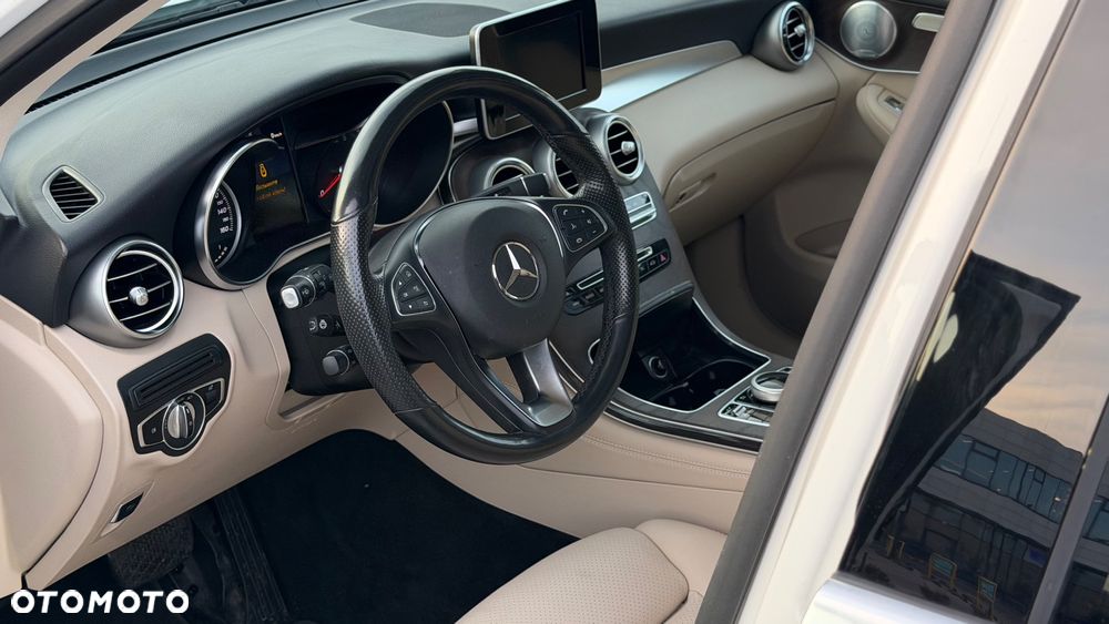 Mercedes-Benz GLC 300 4-Matic - 18