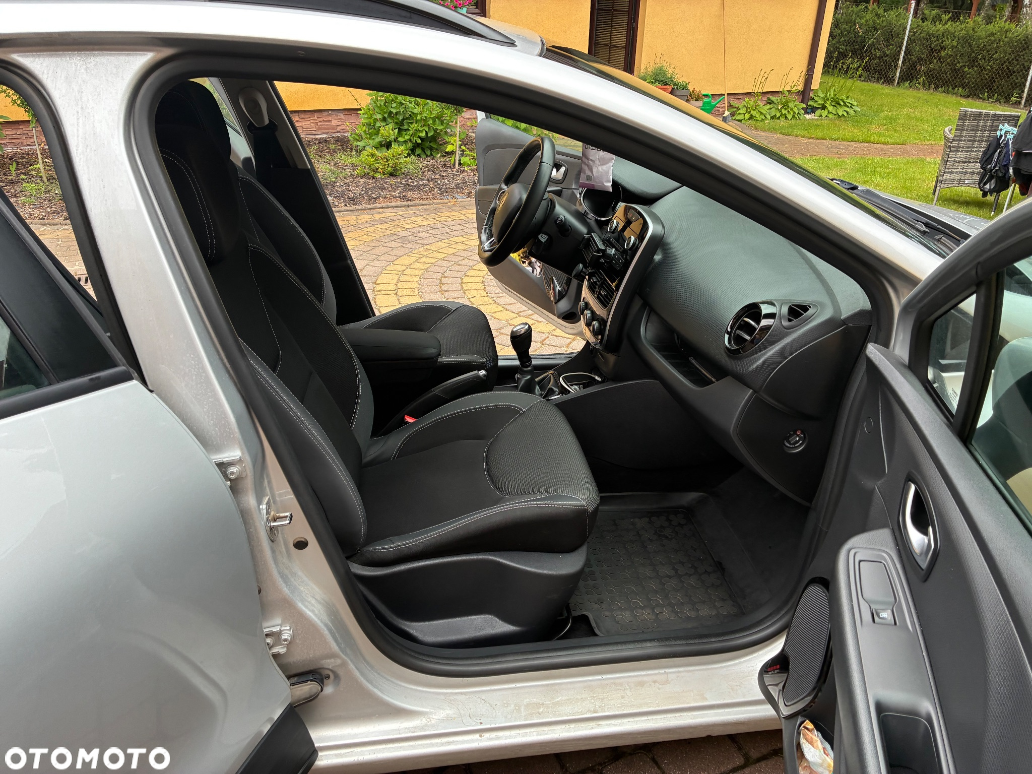 Renault Clio 1.5 dCi Energy Alize EU6 - 10