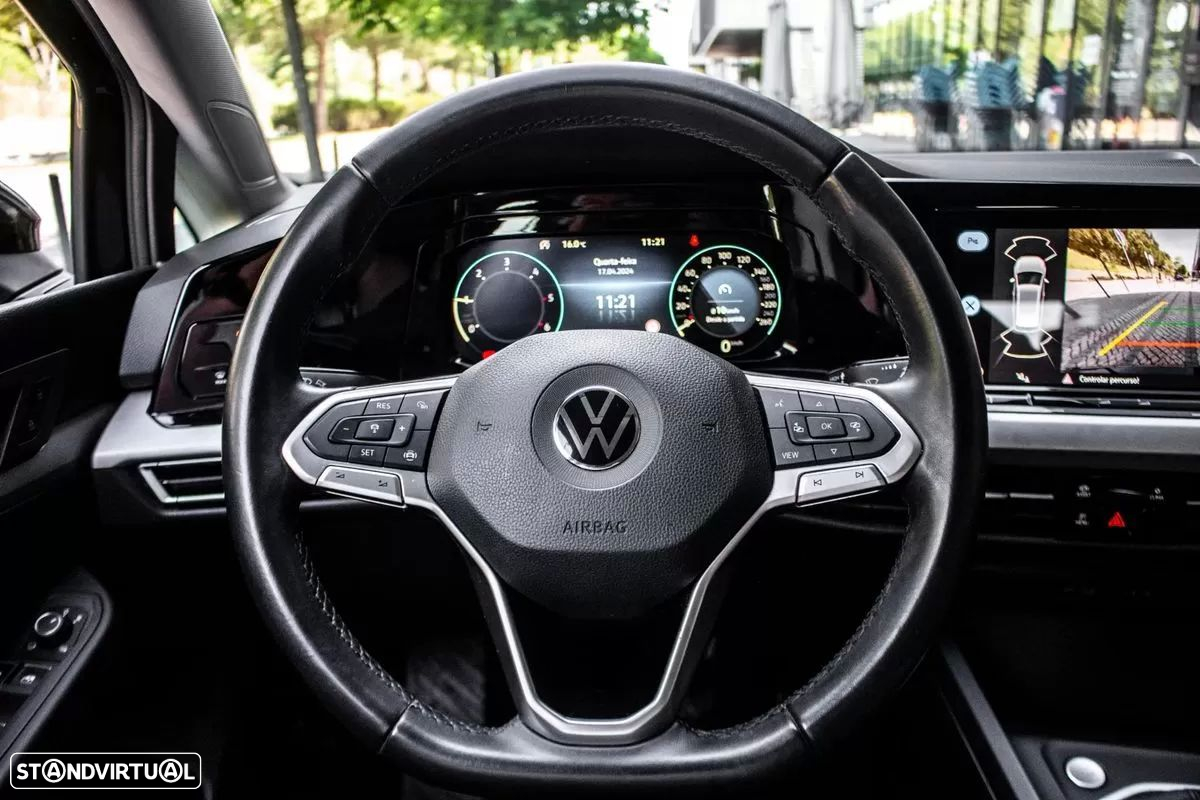 VW Golf Variant 2.0 TDi Conceptline - 14