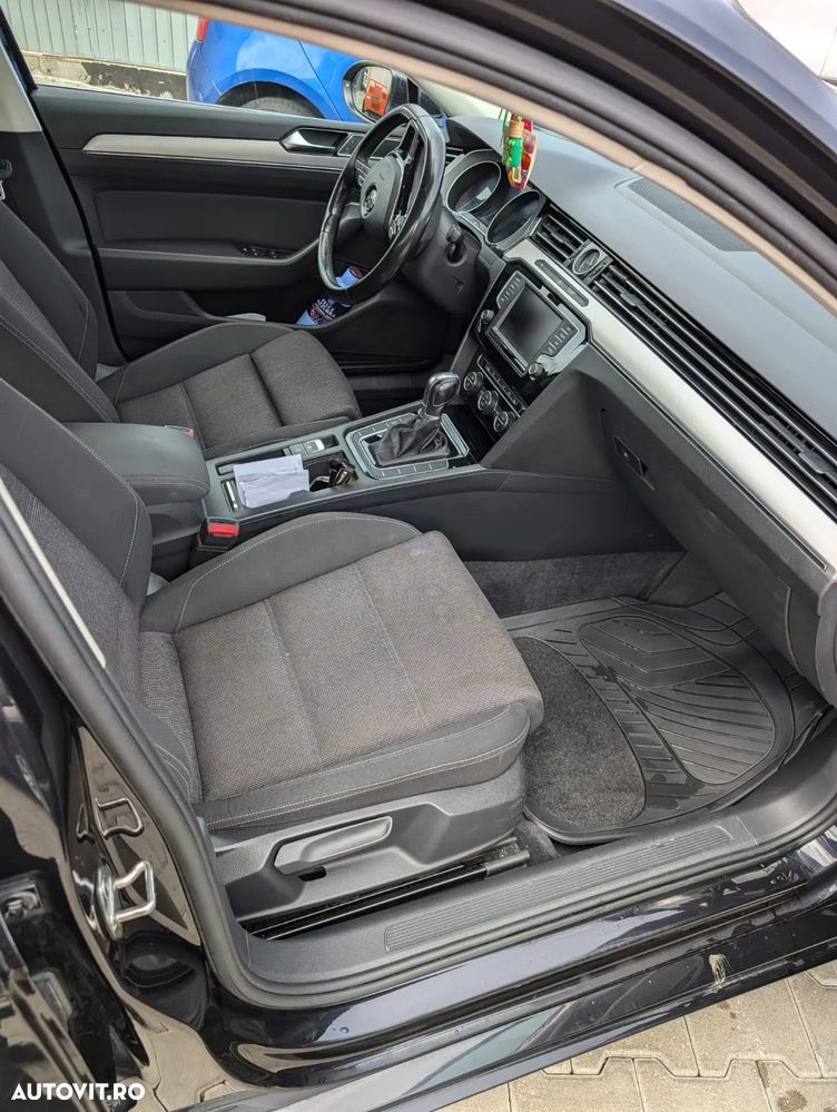 Volkswagen Passat Variant 2.0 TDI DSG (BlueMotion Technology) Highline - 12