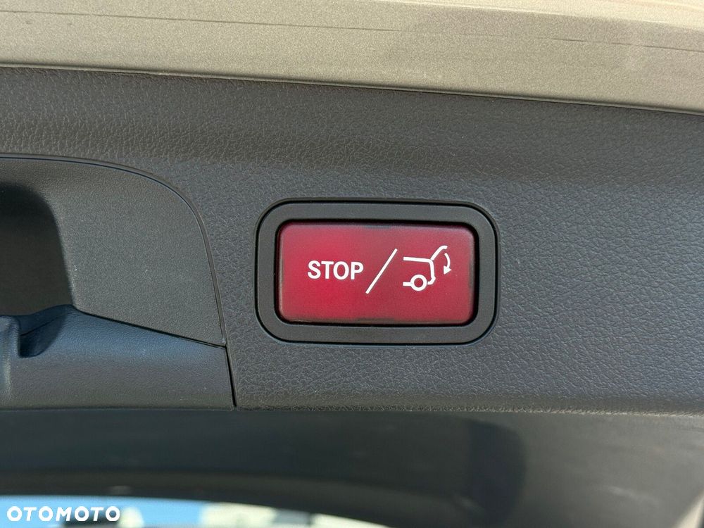 Mercedes-Benz GLE 300 d 4-Matic - 25