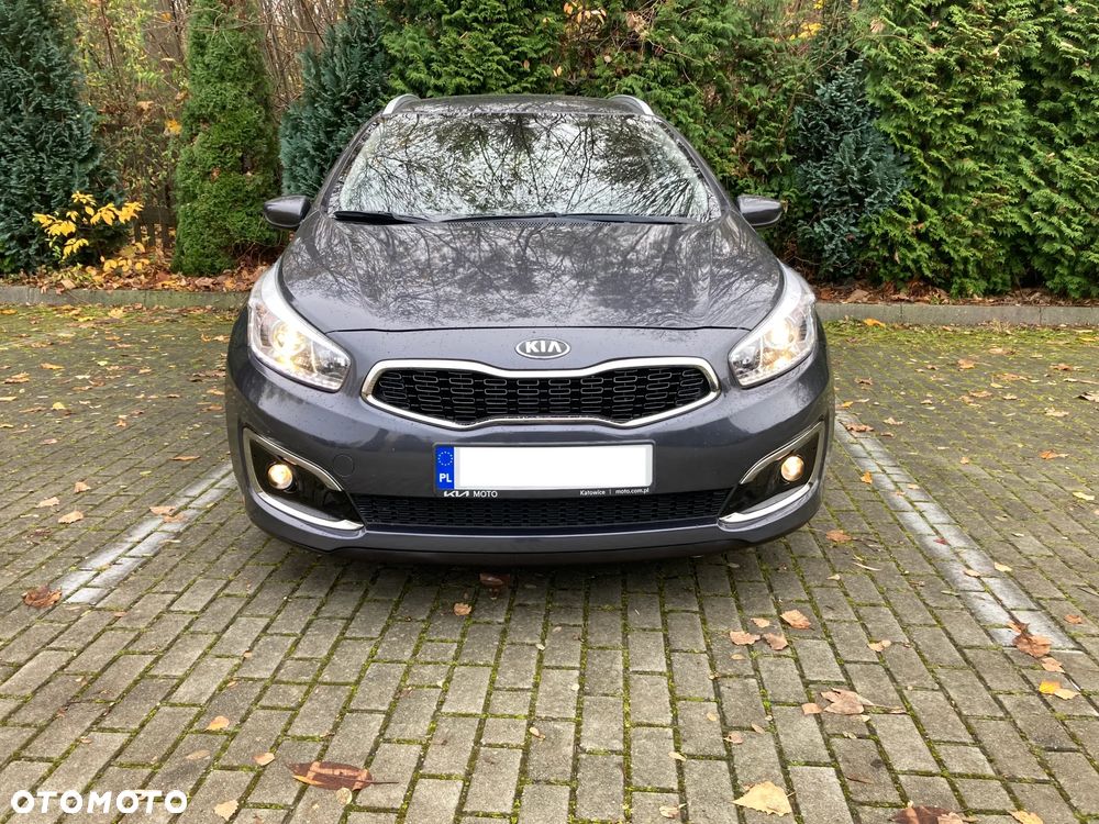 Kia Ceed Cee'd 1.6 GDI L - 10