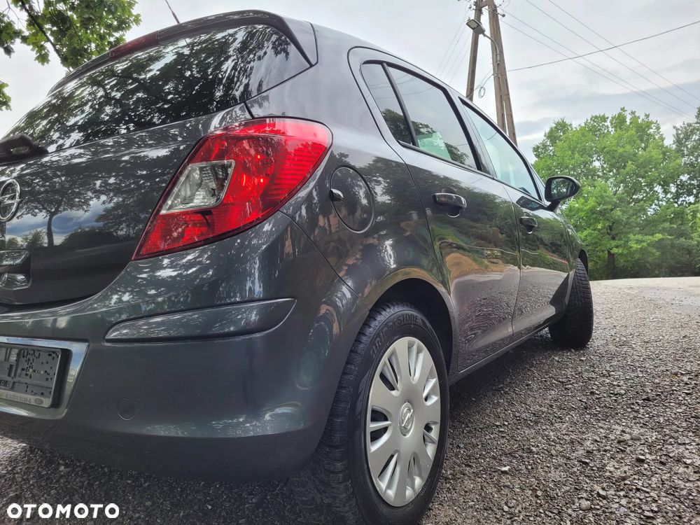 Opel Corsa 1.4 16V Satellite - 31