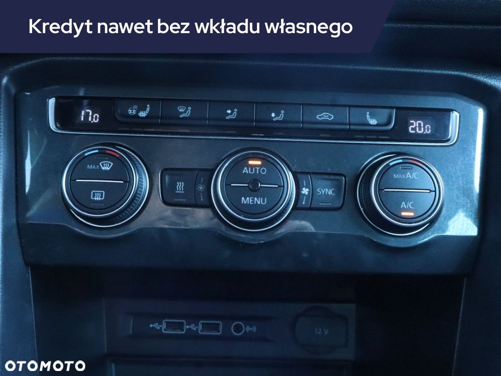 Volkswagen Tiguan - 19