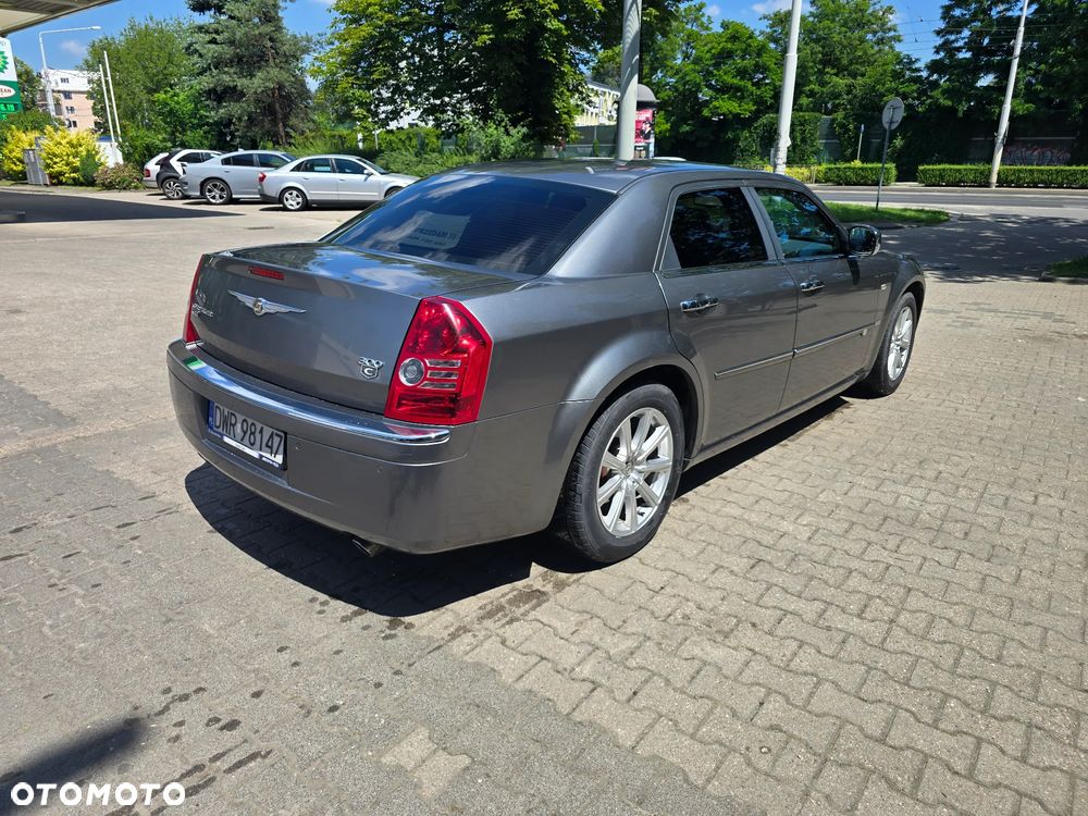 Chrysler 300C 3.0 V6 CRD - 5