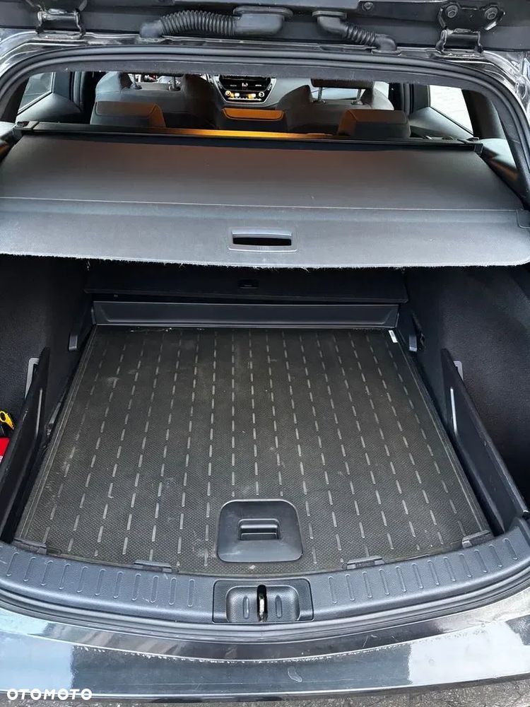 Toyota Corolla 1.8 Hybrid Comfort - 11