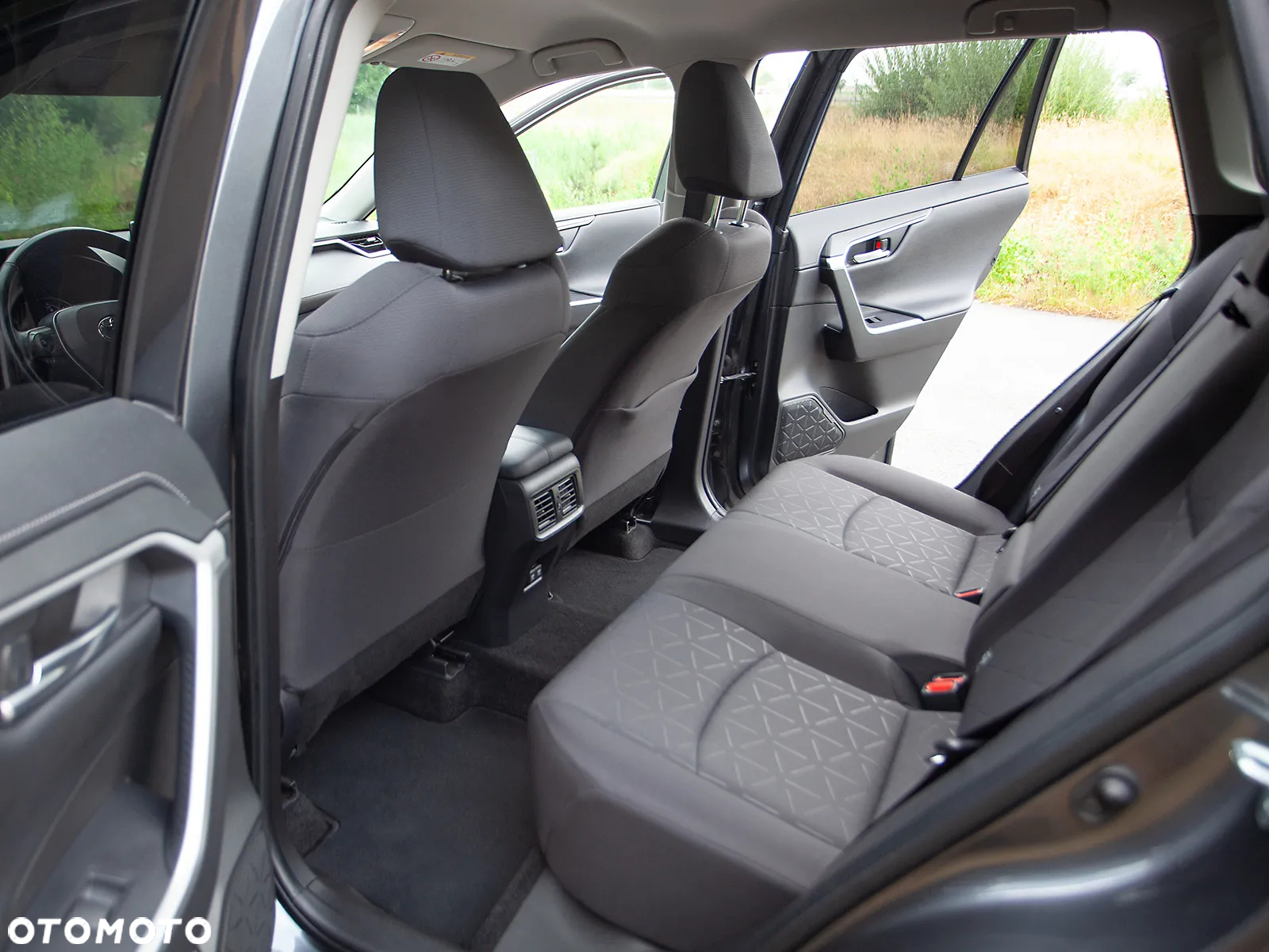 Toyota RAV4 2.0 Comfort 4x2 - 11