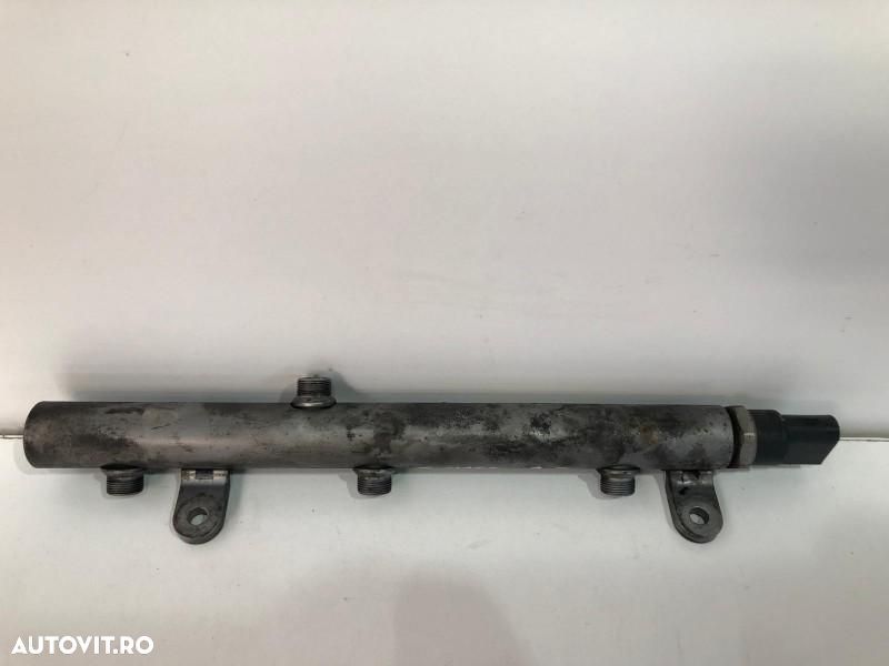 Rampa injectoare dreapta a6420700695 Mercedes-Benz CLS-Class C219 [20 - 2
