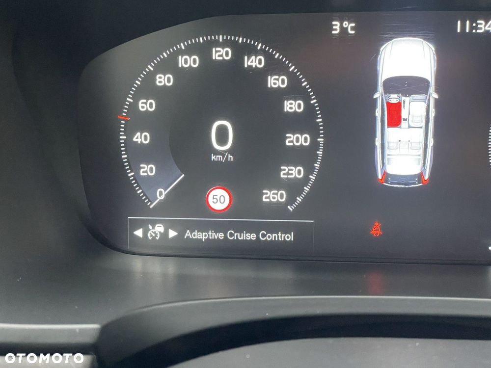 Volvo V90 Cross Country - 24