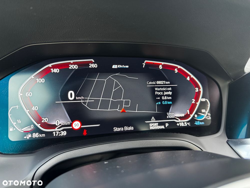 BMW Seria 3 330e xDrive M Sport sport - 21