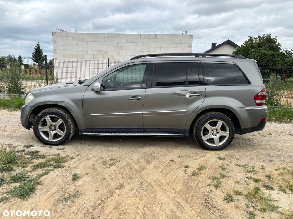 Mercedes-Benz GL - 1