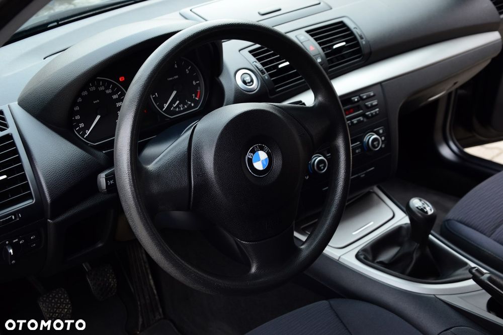 BMW Seria 1 - 20